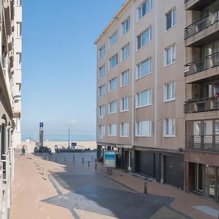 Апартаменти Lecomte - Beachside 154 Остенде