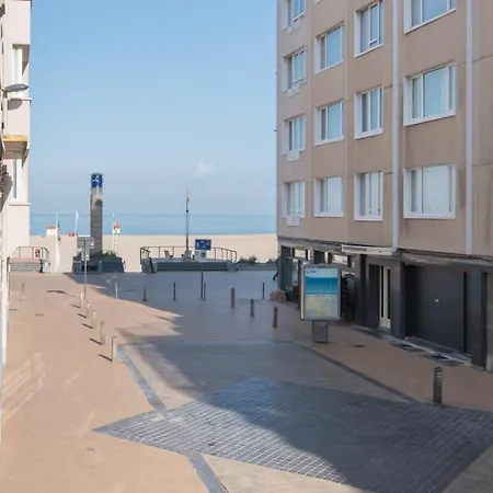 Lecomte - Beachside 154 * Остенде