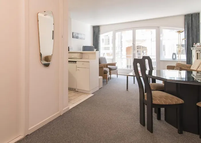 Lecomte - Beachside 154 *