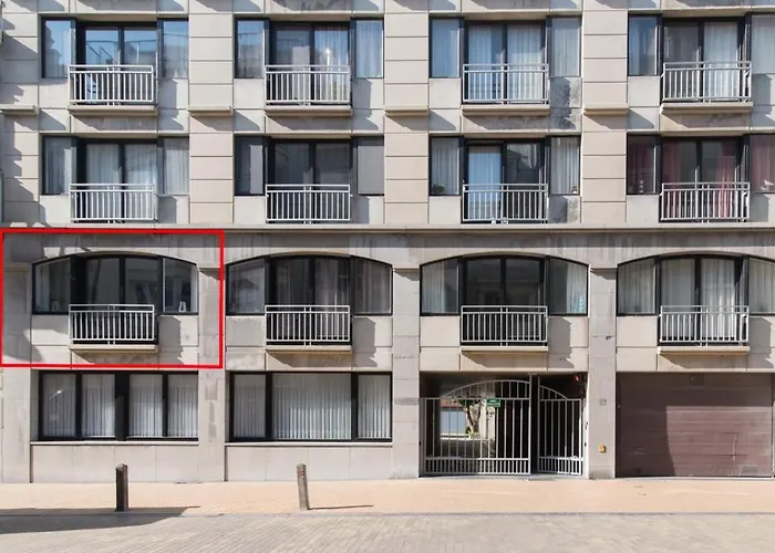 Lecomte - Beachside 154 Apartment *